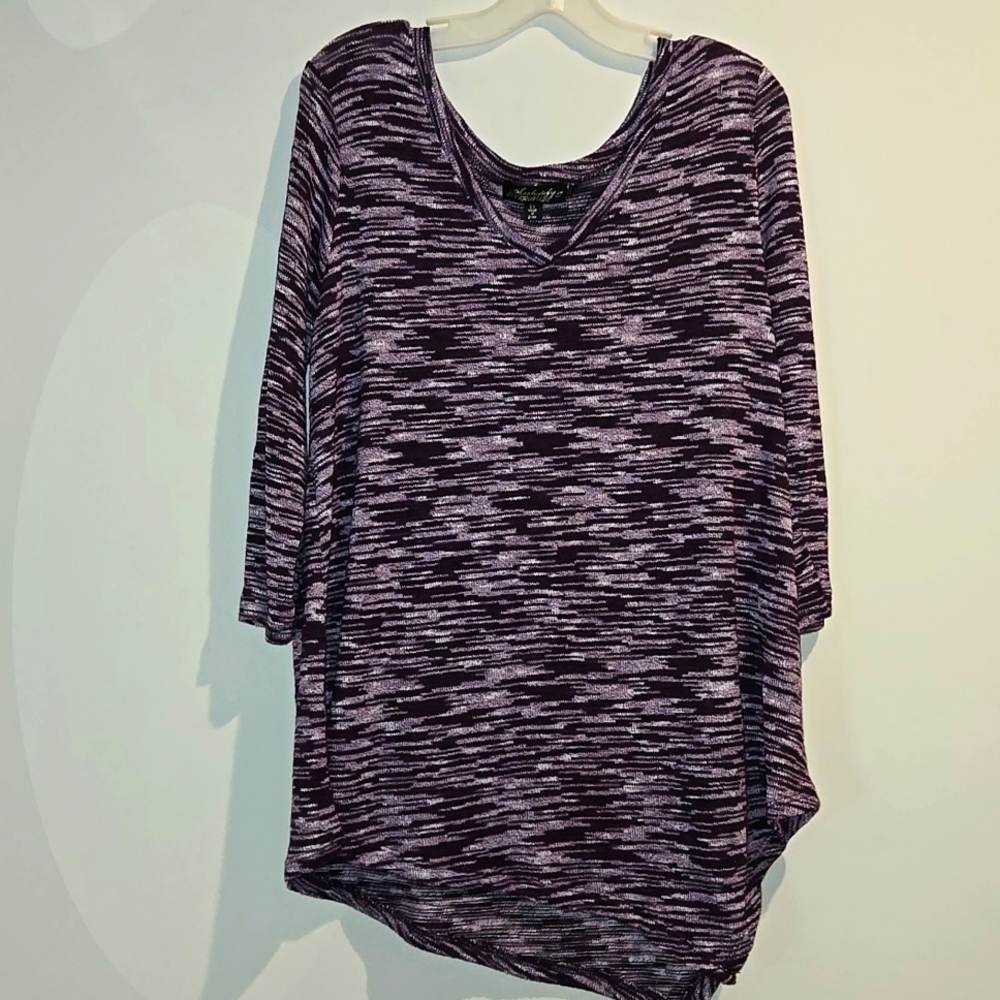 Absolutely Famous purple white semi sheer top. Size 3X.